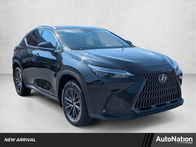 2022 Lexus NX 350's photo