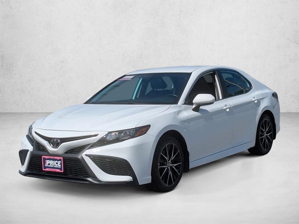Used 2024 Toyota Camry SE 4dr Car
