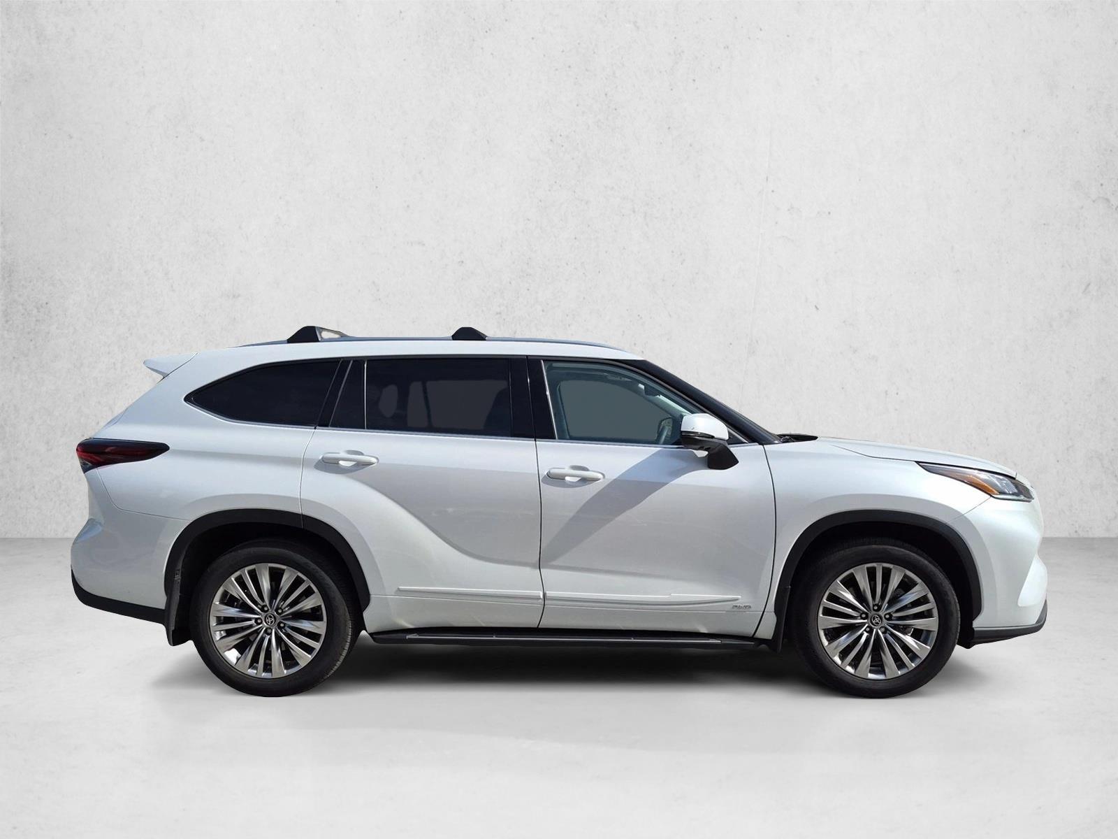 Certified 2026 Toyota Highlander Hybrid Platinum Sport Utility