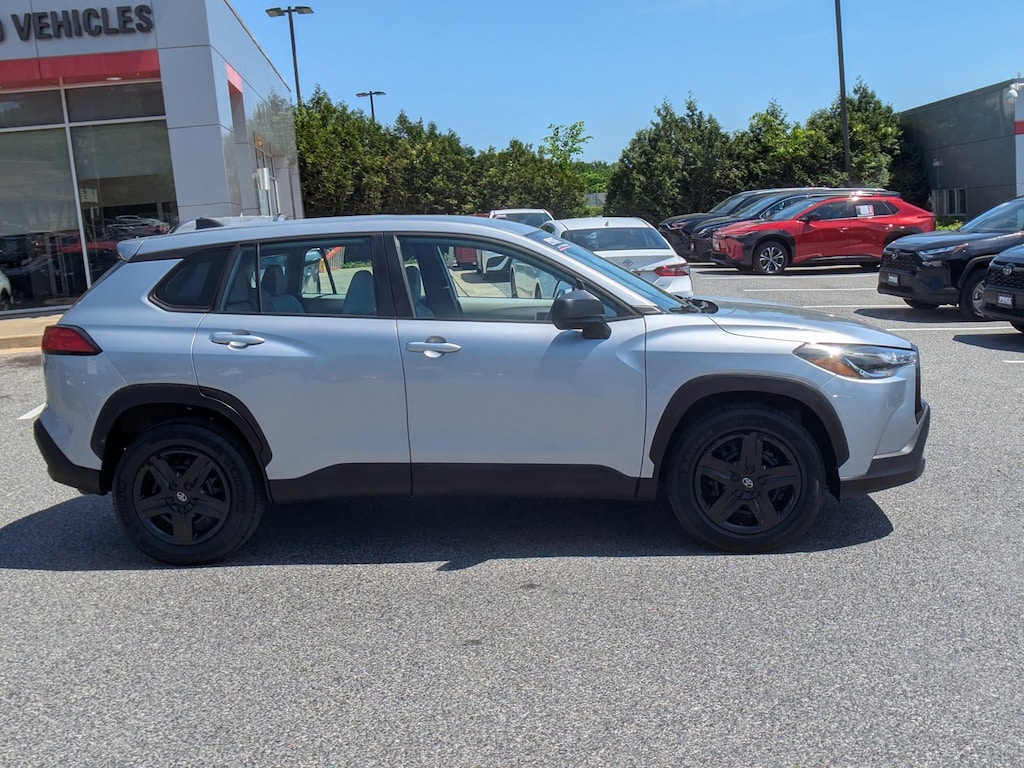Used 2024 Toyota Corolla Cross L Sport Utility
