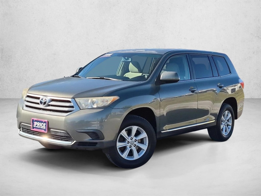 Used 2011 Toyota Highlander Base Sport Utility