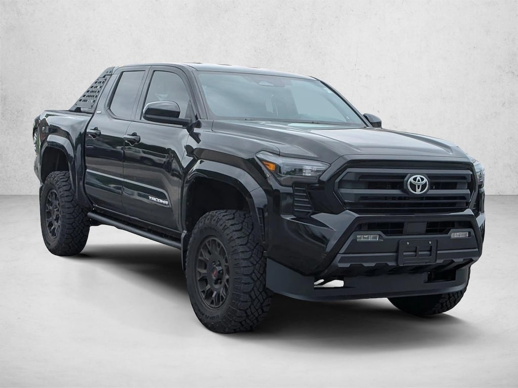 Used 2026 Toyota Tacoma 4WD SR5 Crew Cab Pickup