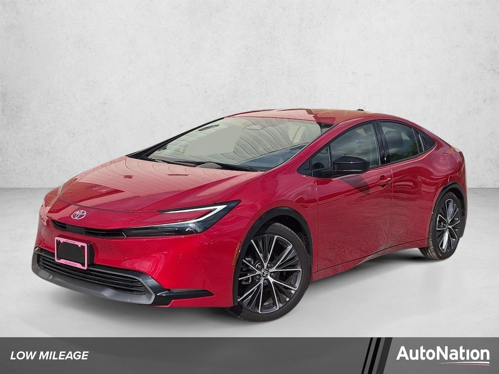 Certified 2026 Toyota Prius XLE 4dr Car