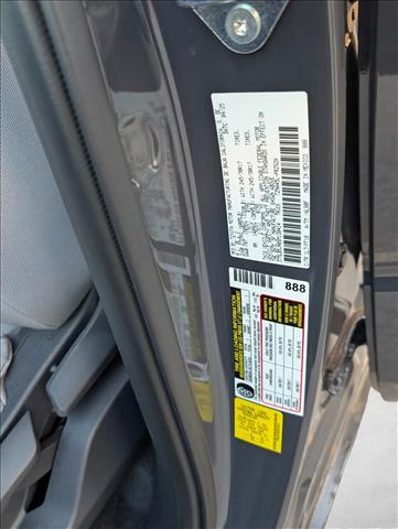 2025 Toyota Tacoma SR5 - Photo 11