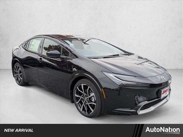 2026 Toyota Prius XSE's photo