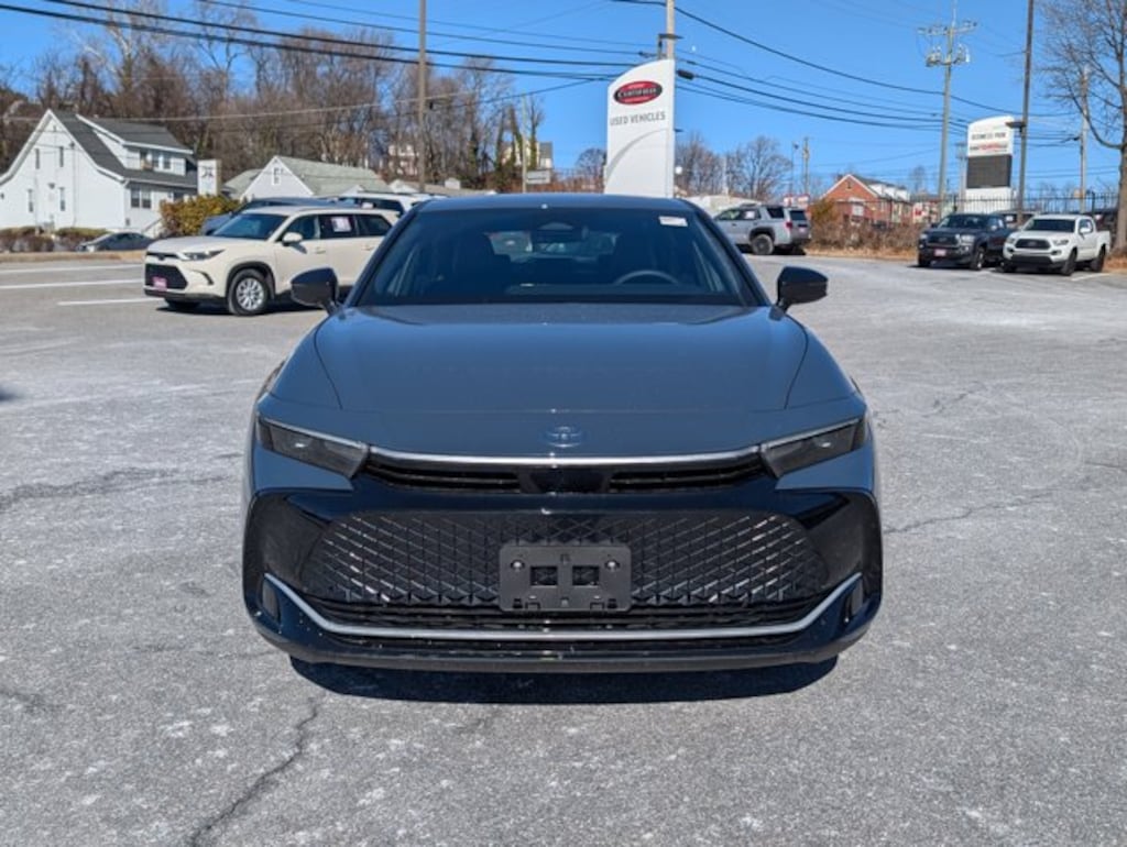 Used 2026 Toyota Crown XLE 4dr Car