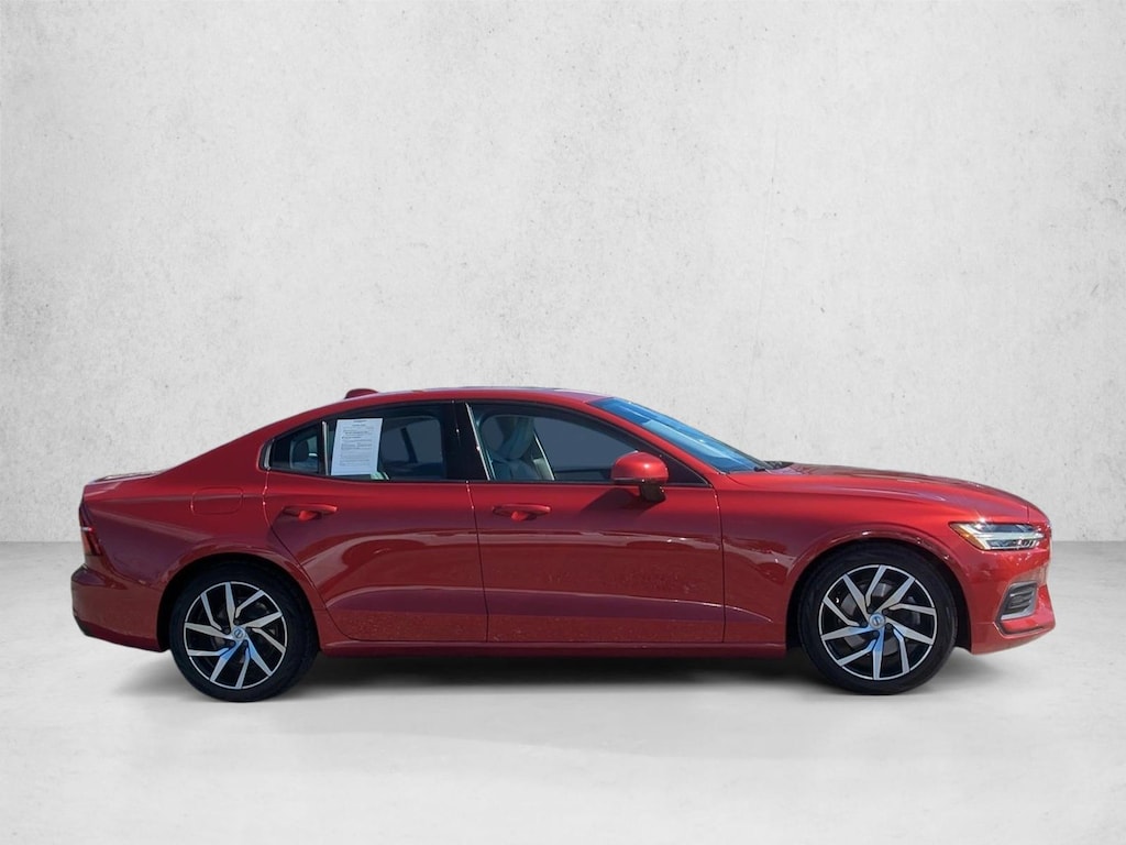 Used 2019 Volvo S60 Momentum 4dr Car