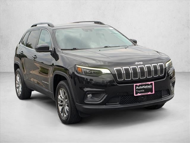 2022 Jeep Cherokee Latitude Lux's photo
