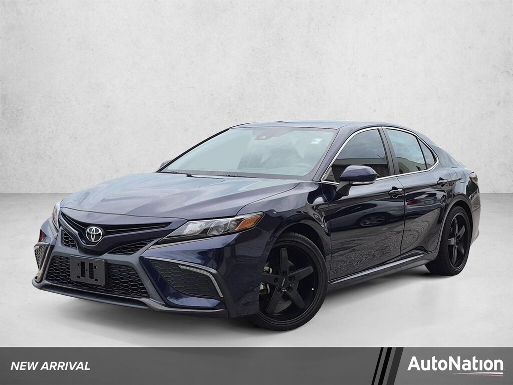 Used 2022 Toyota Camry SE 4dr Car