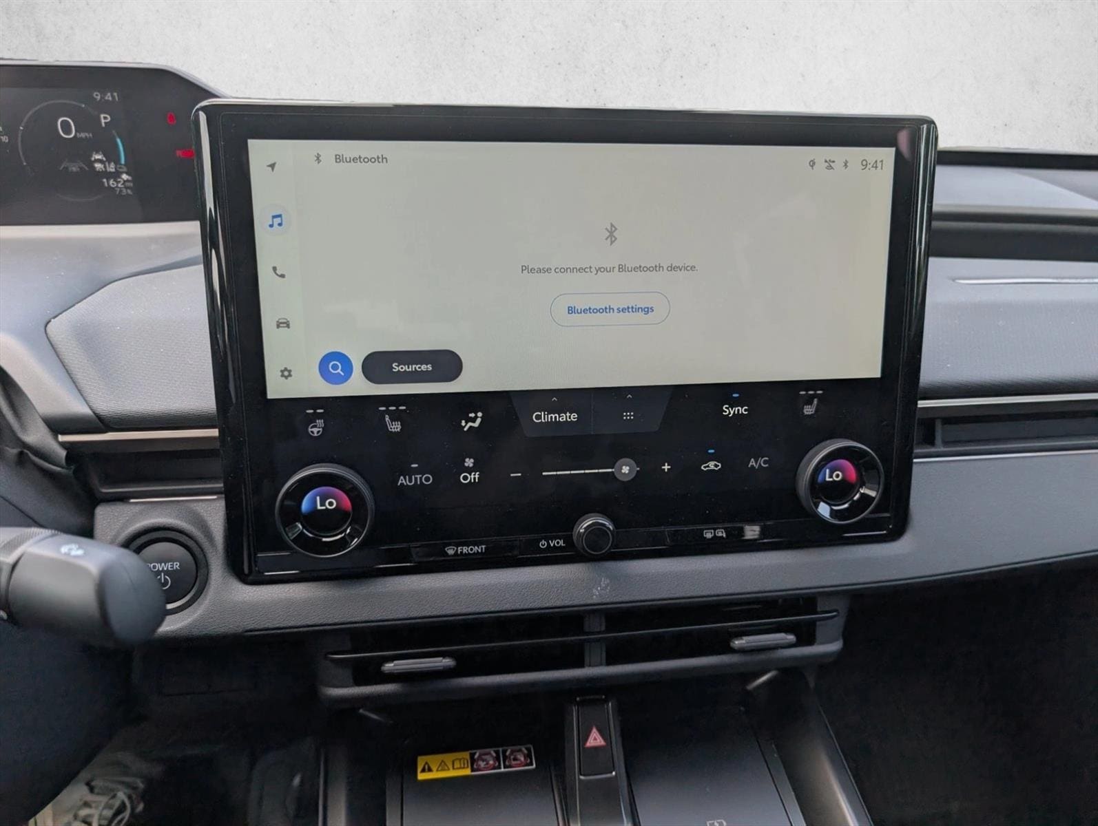 2026 Toyota bZ XLE - Photo 14