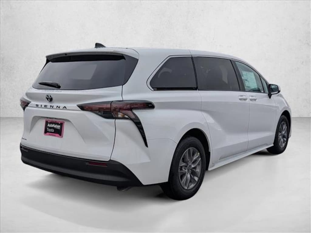 New 2026 Toyota Sienna LE 8 Passenger Van Passenger Van