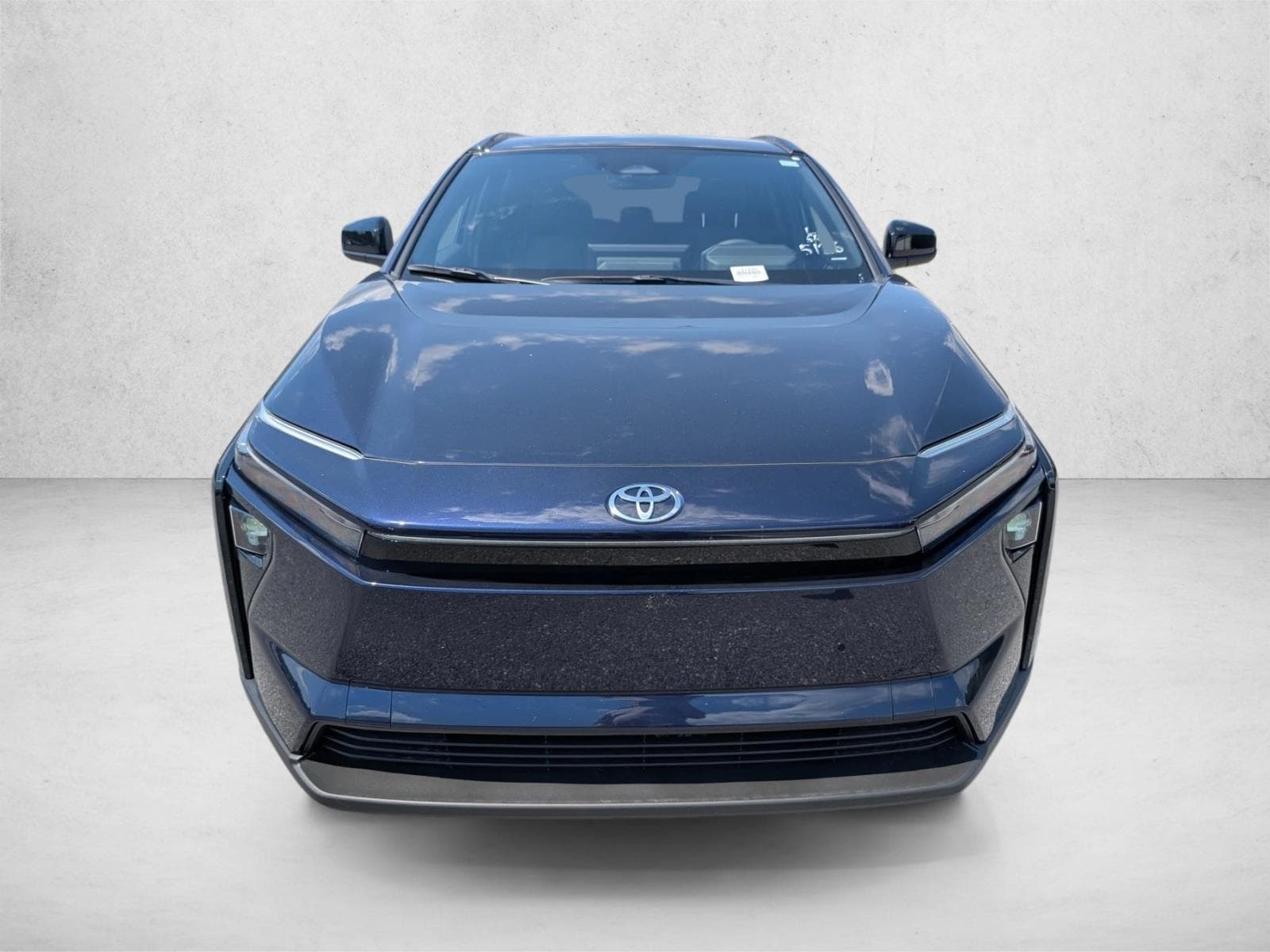 2026 Toyota bZ XLE - Photo 6