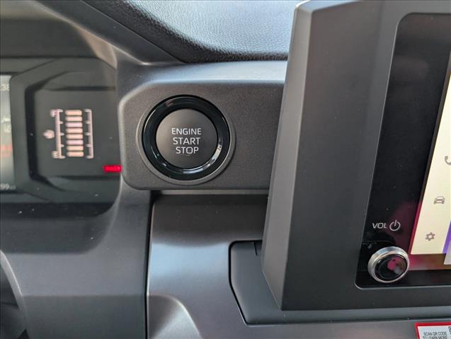 2025 Toyota Tacoma SR5 - Photo 19