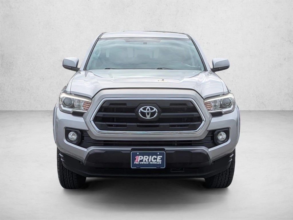 Used 2017 Toyota Tacoma SR5 Crew Cab Pickup