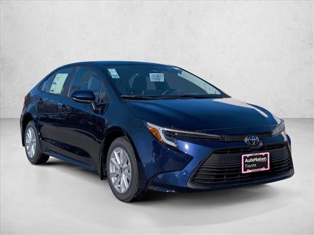 2026 Toyota Corolla LE's photo