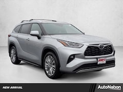 2025 Toyota Highlander Platinum SUV