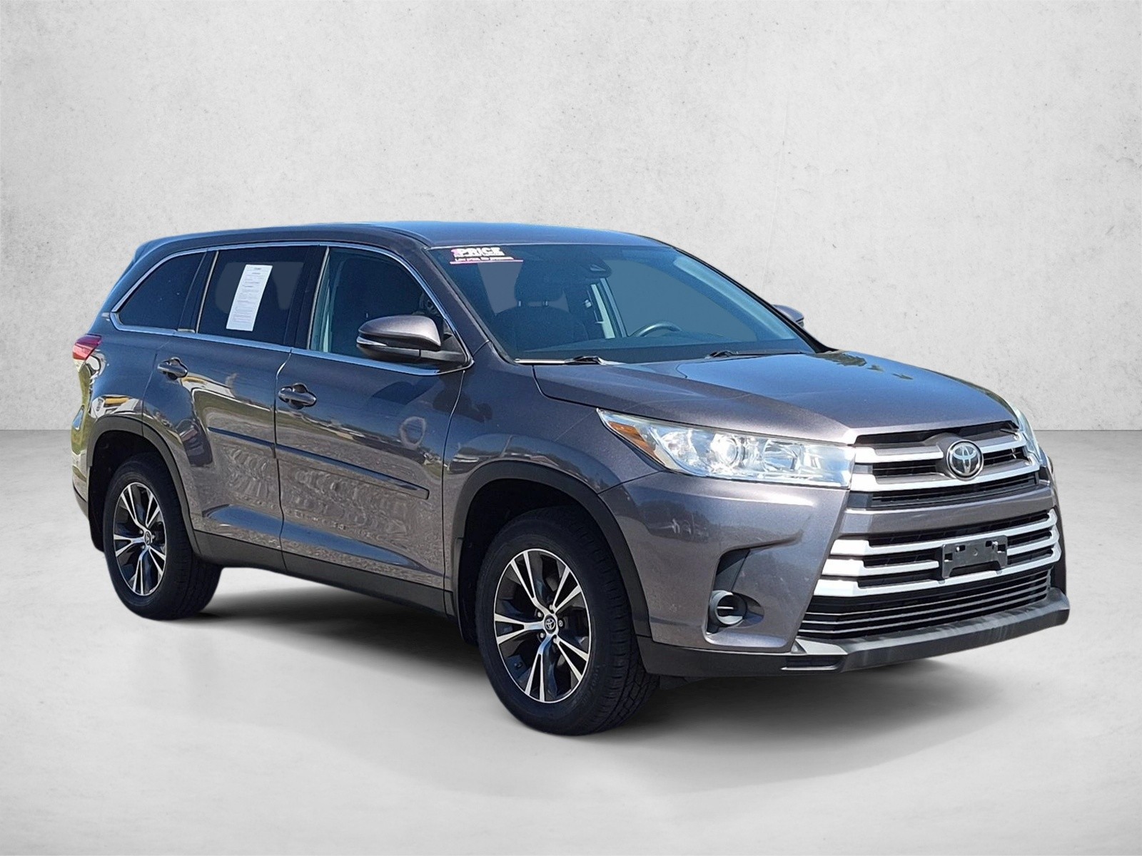 Used 2019 Toyota Highlander LE Sport Utility