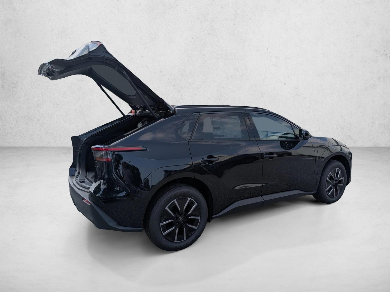 2026 Toyota bZ XLE - Photo 2