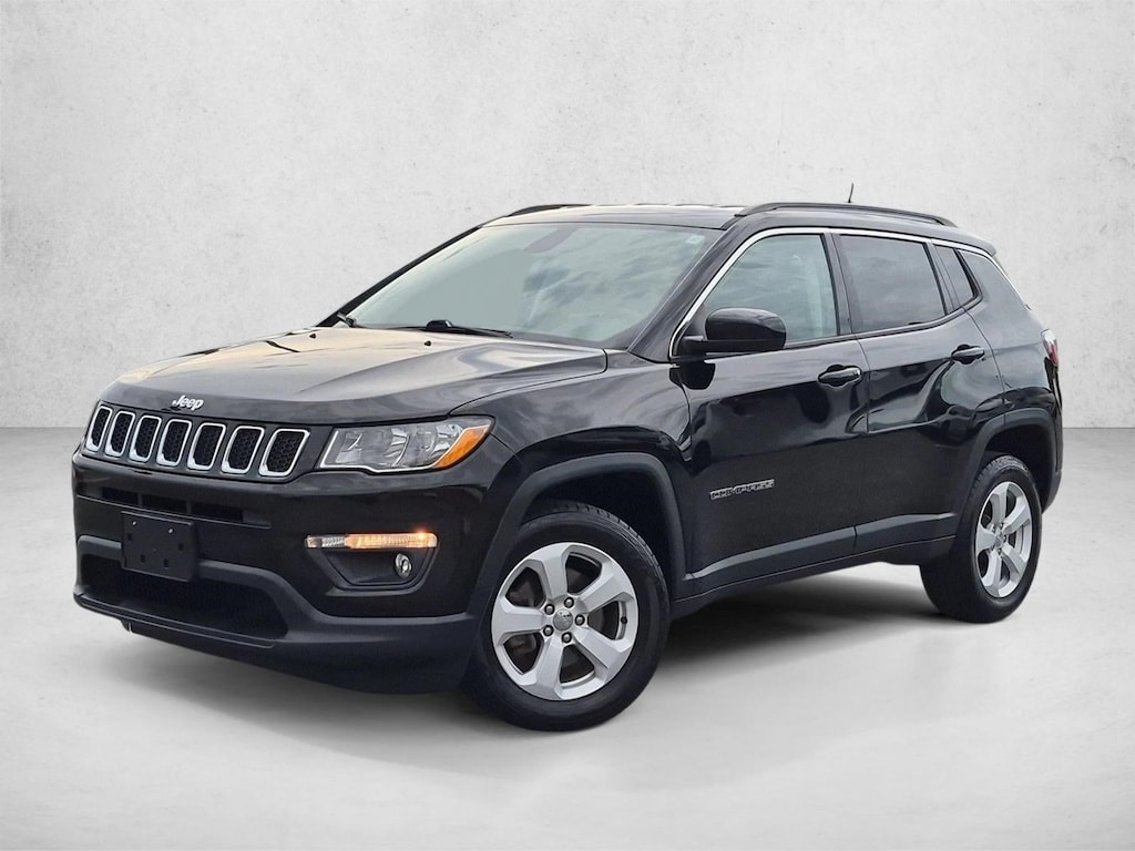Used 2018 Jeep Compass Latitude Sport Utility