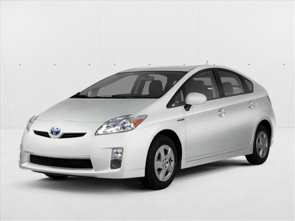 Used 2010 Toyota Prius III 4dr Car