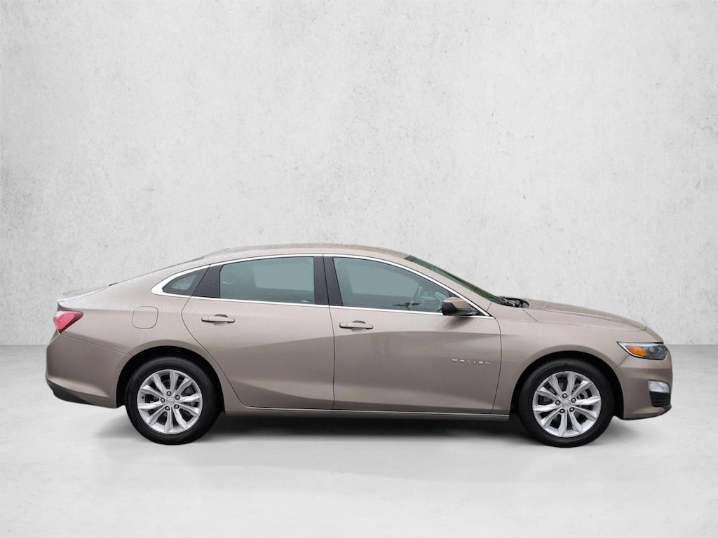 Used 2022 Chevrolet Malibu LT 4dr Car