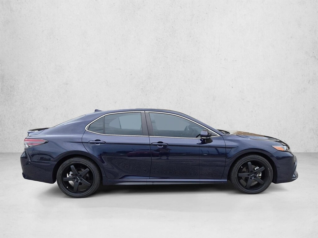 Used 2022 Toyota Camry SE 4dr Car