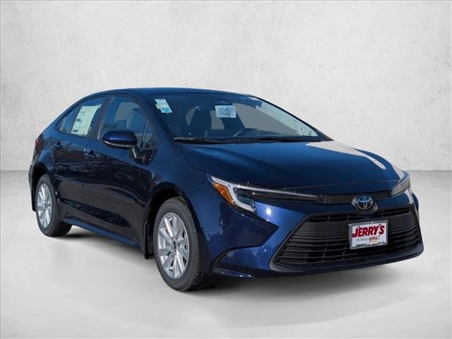 2026 Toyota Corolla LE's photo