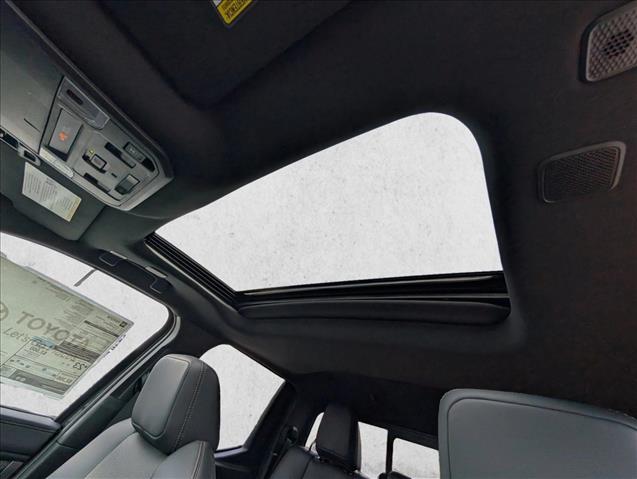 2025 Toyota Tacoma Limited - Photo 27