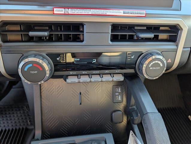 2025 Toyota Tacoma SR5 - Photo 21