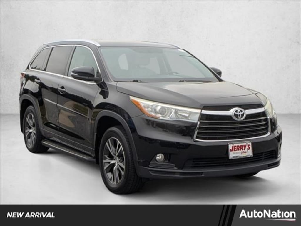 Used 2016 Toyota Highlander XLE Sport Utility