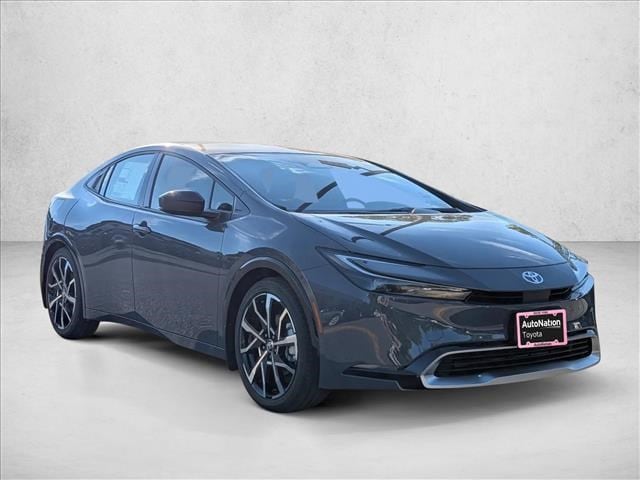 2026 Toyota Prius XSE's photo