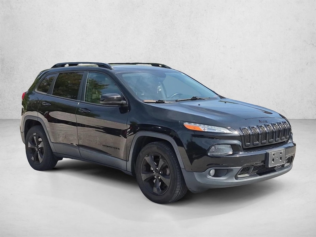 Used 2017 Jeep Cherokee High Altitude Sport Utility