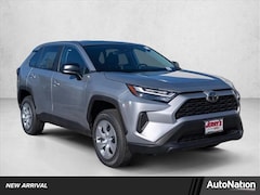 2025 Toyota RAV4 LE SUV
