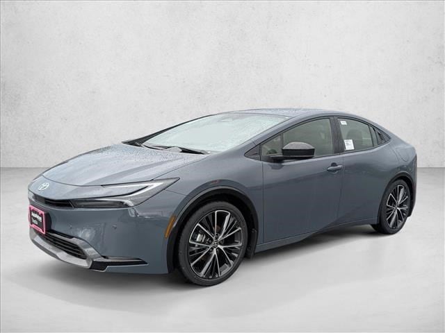 2026 Toyota Prius XLE's photo