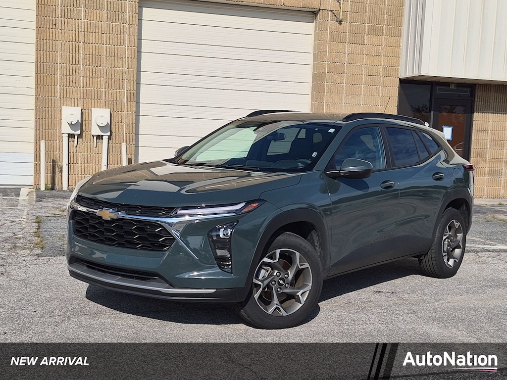 Used 2025 Chevrolet Trax LT Sport Utility