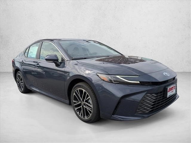 2026 Toyota Camry XLE's photo