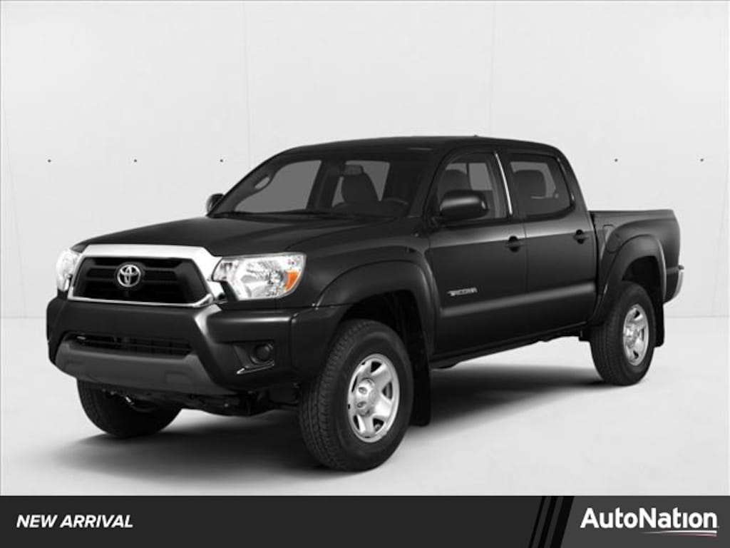 Used 2015 Toyota Tacoma Crew Cab Pickup