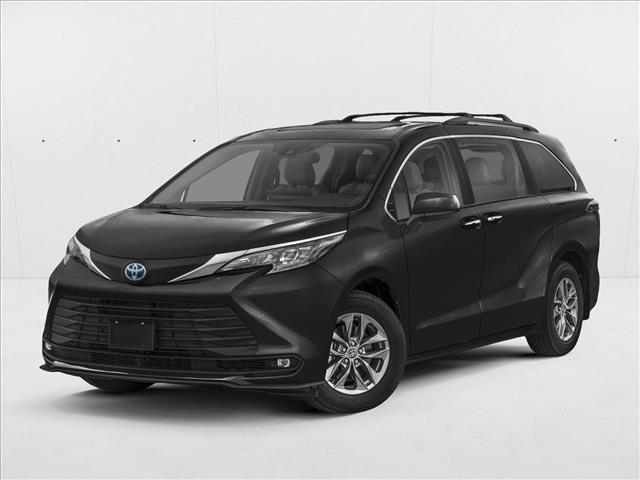 2026 Toyota Sienna XLE's photo