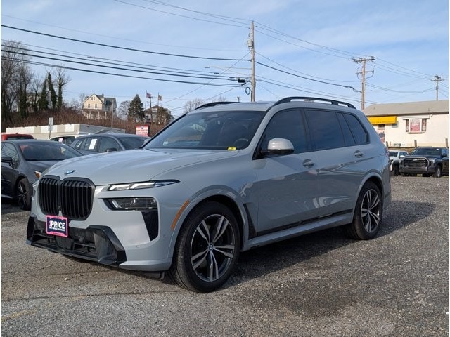 2024 BMW X7 Base's photo