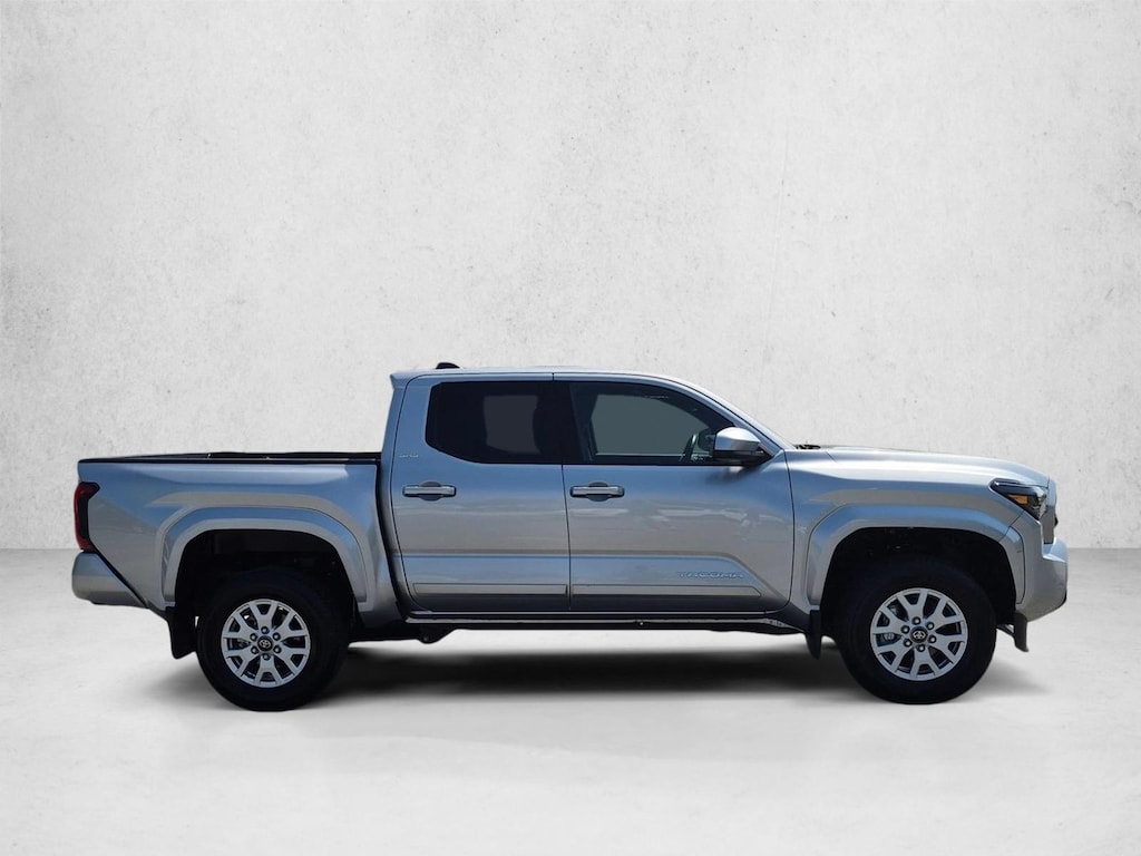 Used 2026 Toyota Tacoma 4WD SR5 Crew Cab Pickup