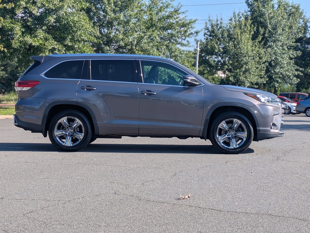 Used 2019 Toyota Highlander Limited Platinum Sport Utility