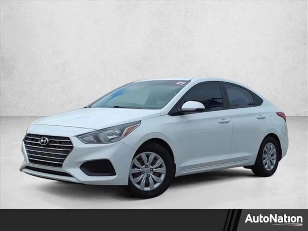 Used 2021 Hyundai Accent SE Sedan