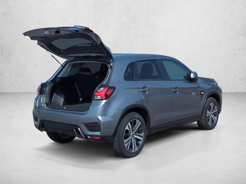 Used 2024 Mitsubishi Outlander S Sport Utility
