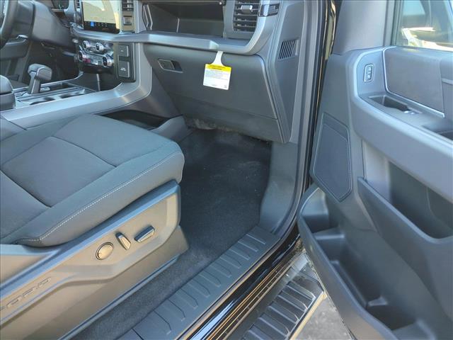 2025 Ford F-150 XLT photo 4