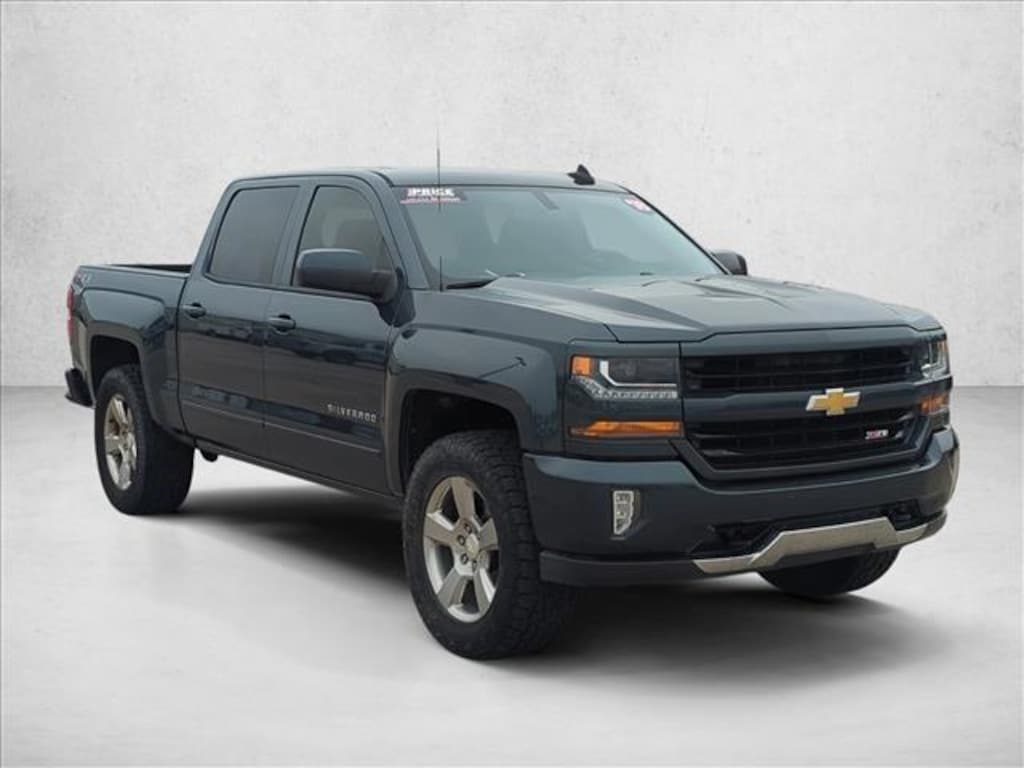 Used 2018 Chevrolet Silverado 1500 LT Crew Cab Pickup