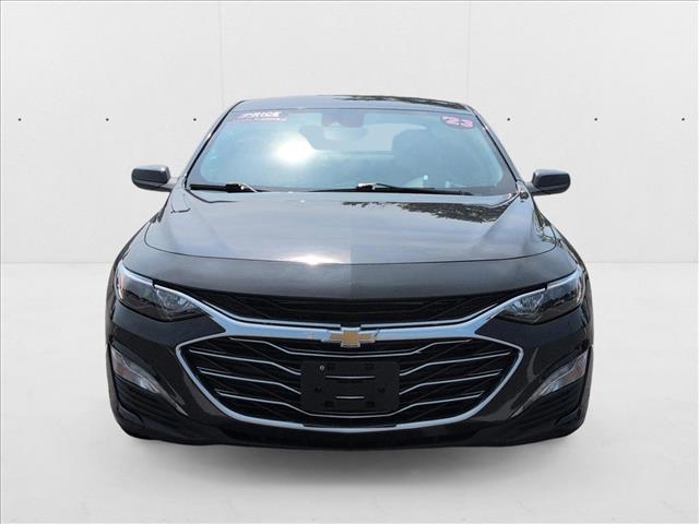 2023 Chevrolet Malibu 1LT photo 2