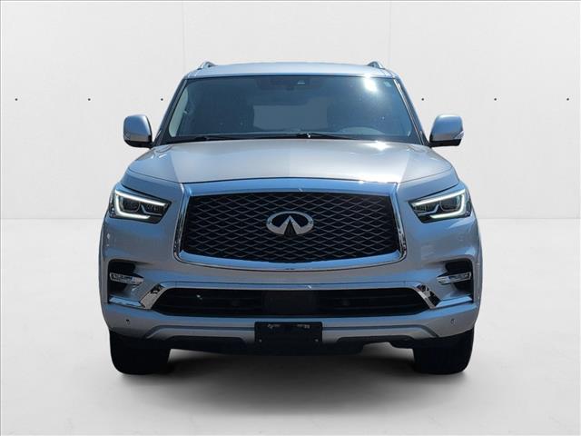 2021 Infiniti QX80 Luxe photo 2
