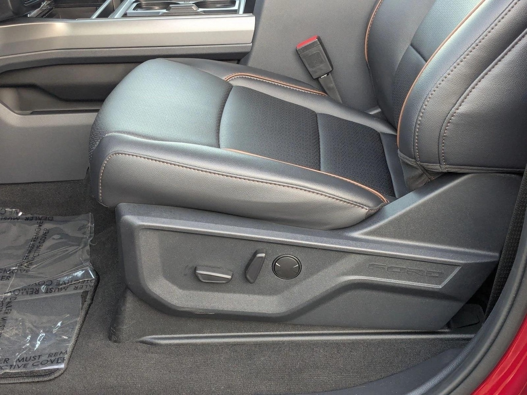 New 2026 Ford F-250 LARIAT Truck Crew Cab