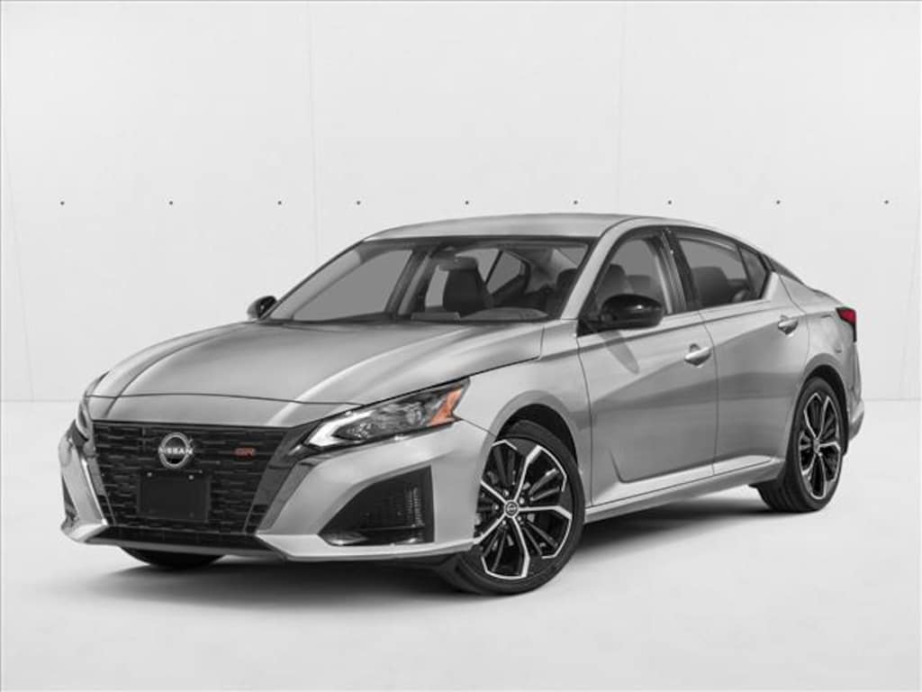 Used 2024 Nissan Altima 2.5 SR 4dr Car