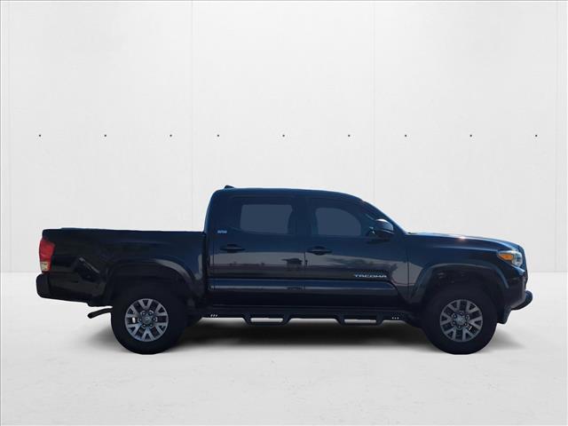 2016 Toyota Tacoma SR5 photo 4